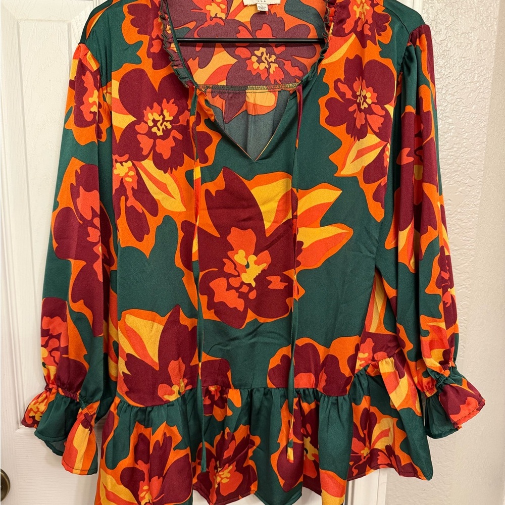 Umgee Green and Orange Floral Blouse